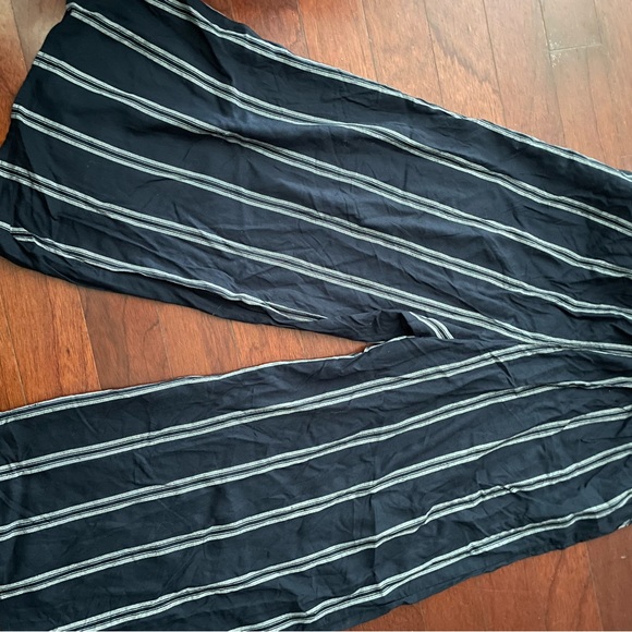 Hollister Wide Leg Linen Pant-New - Picture 2 of 4